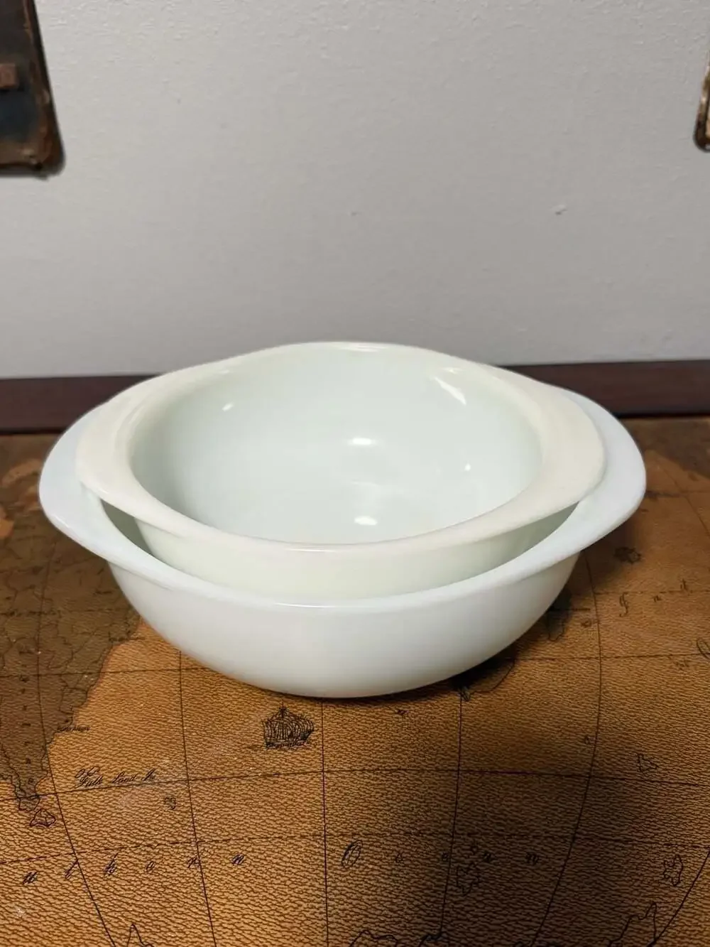 VTG Pyrex Opal White Milk Glass 022  and 023 Casserole Dish Set